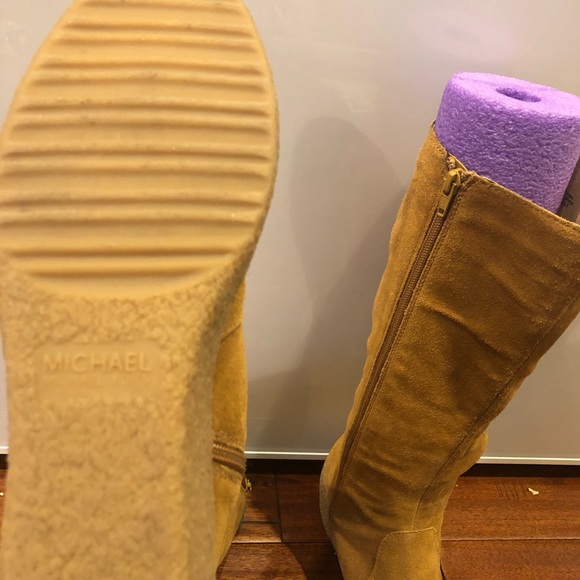 Michael Kors leather/suede camel boots size 9 - Picture 2 of 3